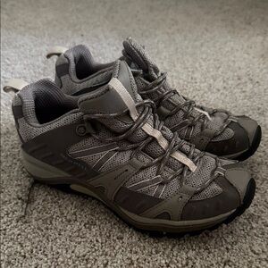 Merrell Moab women’s hiking shoes